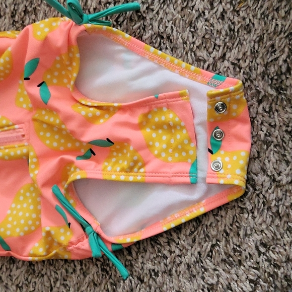 Cat & Jack one piece bathingsuit. Size 18 months. - Picture 4 of 4